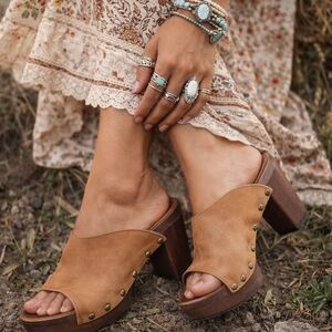 Sbicca Boho Leather Clog Heels Size 7 | Studded Wooden Heel Slip-On Sandals
